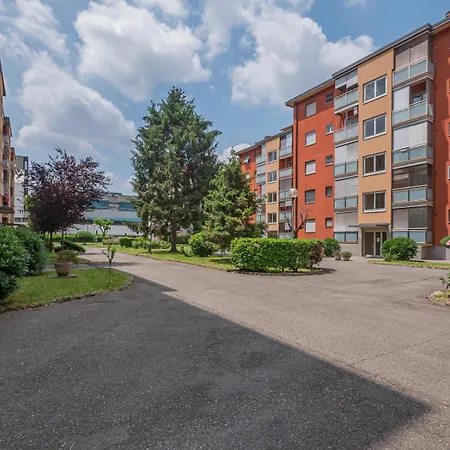 Apartman Ampio E Luminoso Appartamento, Posto Auto Gratuito - Quarenghi Milánó